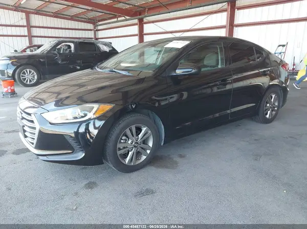 5NPD84LF5JH311154 2018 HYUNDAI ELANTRA - Image 2