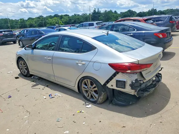 5NPD84LF5JH311798 2018 HYUNDAI ELANTRA - Image 2