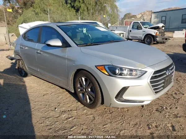 5NPD84LF5JH312109 2018 HYUNDAI ELANTRA - Image 1