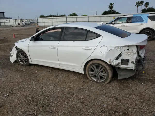 5NPD84LF5JH313678 2018 HYUNDAI ELANTRA - Image 2