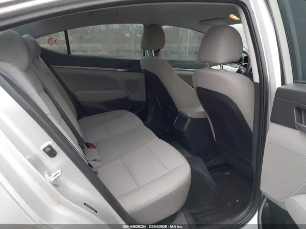 5NPD84LF5JH315284 2018 HYUNDAI ELANTRA - Image 8