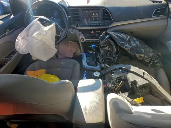 5NPD84LF5JH316077 2018 HYUNDAI ELANTRA - Image 8