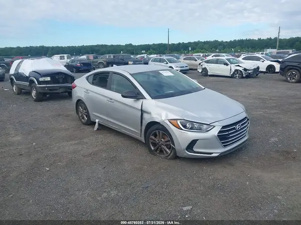 5NPD84LF5JH320985 2018 HYUNDAI ELANTRA - Image 1