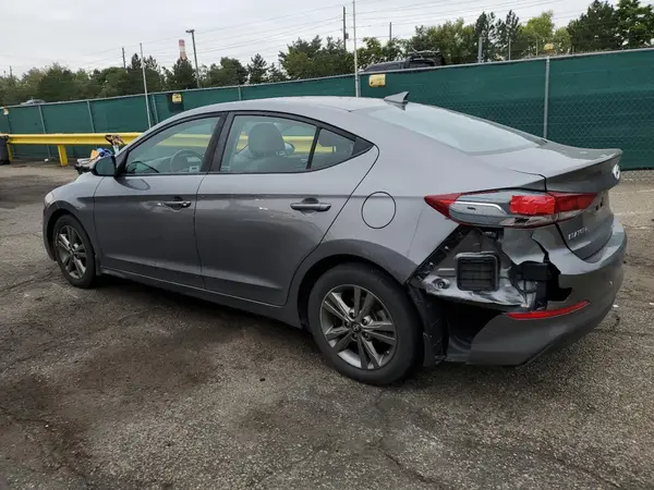 5NPD84LF5JH322428 2018 HYUNDAI ELANTRA - Image 2