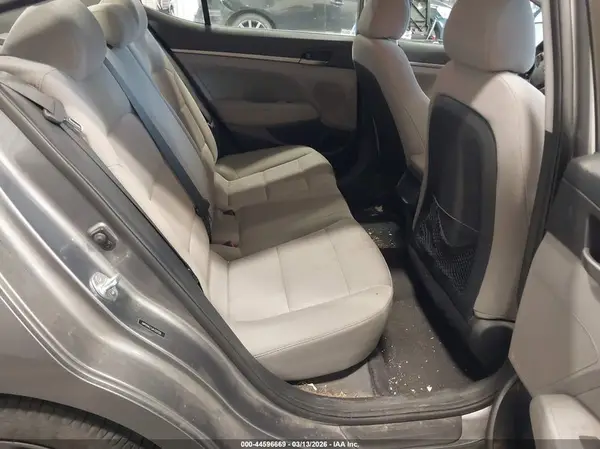 5NPD84LF5JH326558 2018 HYUNDAI ELANTRA - Image 8