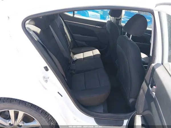 5NPD84LF5JH327189 2018 HYUNDAI ELANTRA - Image 8
