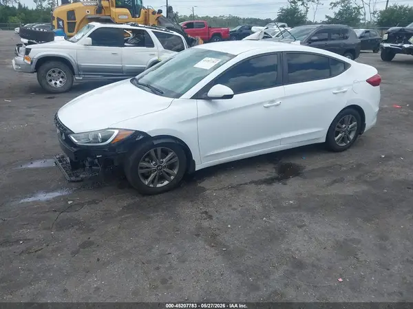 5NPD84LF5JH327595 2018 HYUNDAI ELANTRA - Image 2