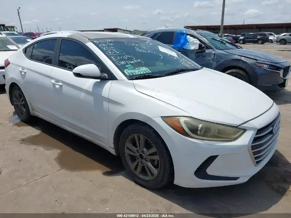 5NPD84LF5JH328116 2018 HYUNDAI ELANTRA - Image 1