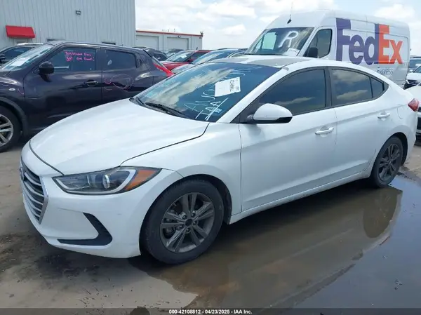5NPD84LF5JH328116 2018 HYUNDAI ELANTRA - Image 2
