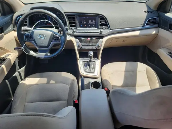 5NPD84LF5JH328827 2018 HYUNDAI ELANTRA - Image 8