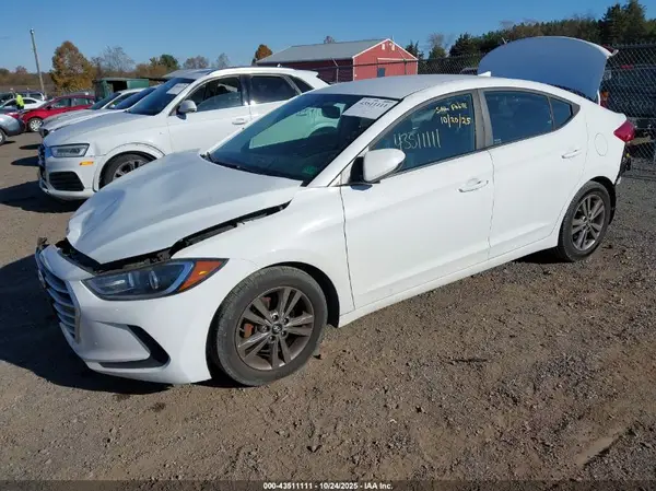 5NPD84LF5JH330173 2018 HYUNDAI ELANTRA - Image 2