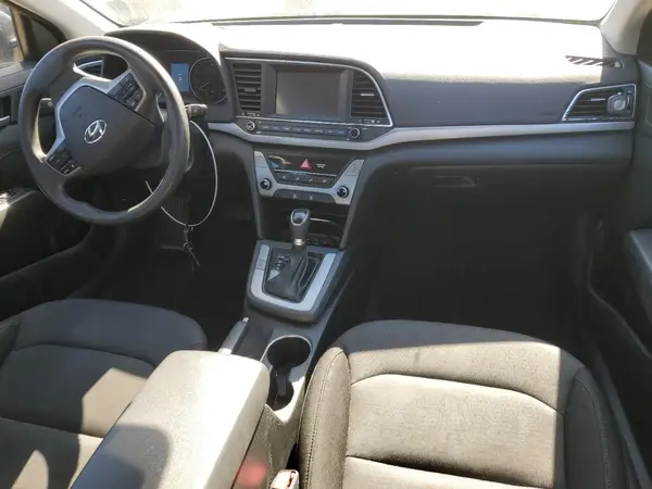 5NPD84LF5JH330805 2018 HYUNDAI ELANTRA - Image 8