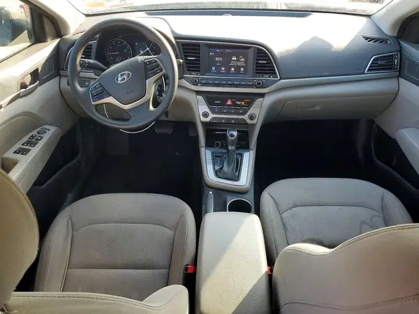 5NPD84LF5JH330982 2018 HYUNDAI ELANTRA - Image 8