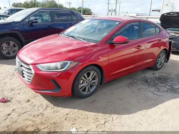 5NPD84LF5JH331887 2018 HYUNDAI ELANTRA - Image 2