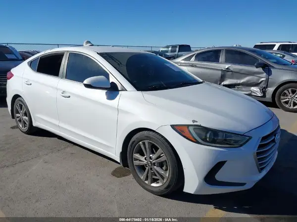 5NPD84LF5JH332523 2018 HYUNDAI ELANTRA - Image 1