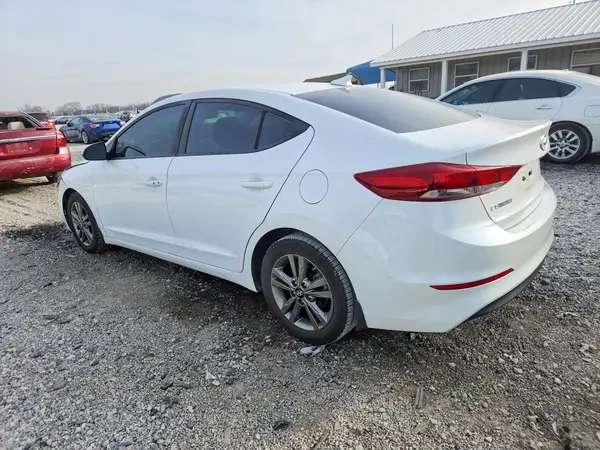 5NPD84LF5JH337270 2018 HYUNDAI ELANTRA - Image 2