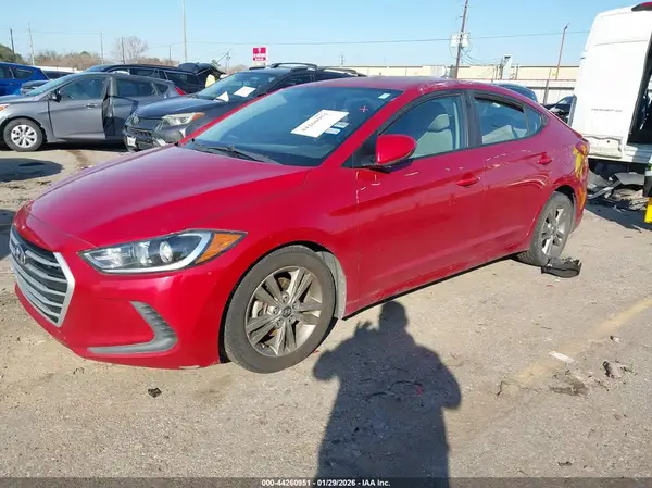 5NPD84LF5JH338094 2018 HYUNDAI ELANTRA - Image 2