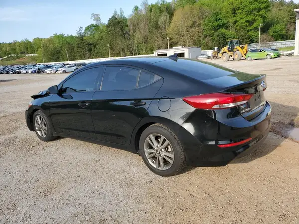 5NPD84LF5JH338256 2018 HYUNDAI ELANTRA - Image 2