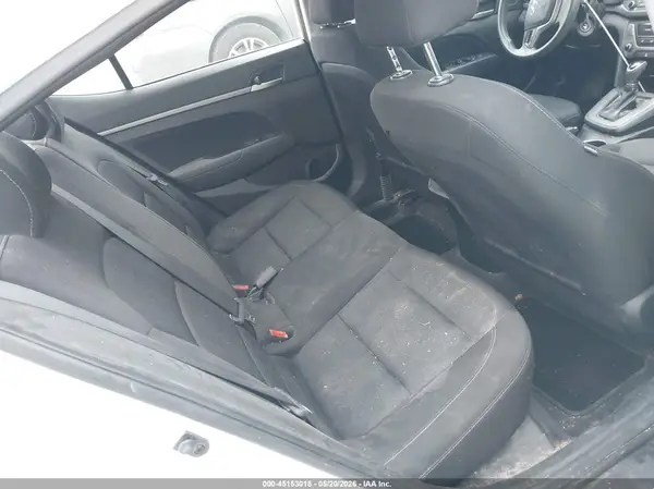 5NPD84LF5JH339097 2018 HYUNDAI ELANTRA - Image 8