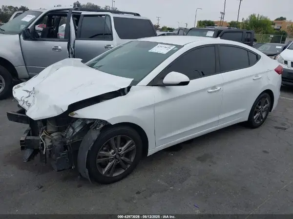 5NPD84LF5JH339147 2018 HYUNDAI ELANTRA - Image 2