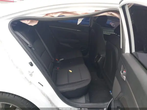 5NPD84LF5JH339147 2018 HYUNDAI ELANTRA - Image 8