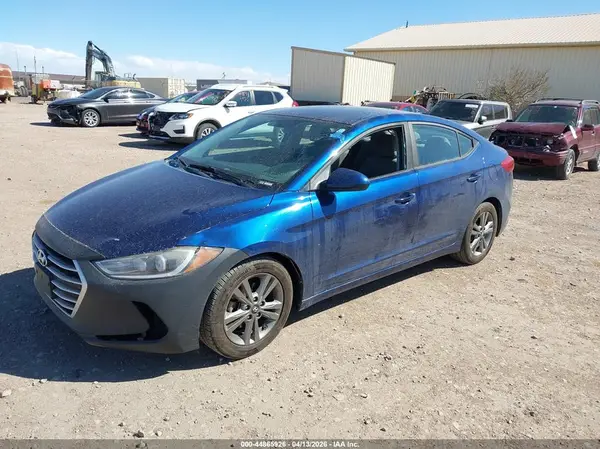 5NPD84LF5JH339584 2018 HYUNDAI ELANTRA - Image 2