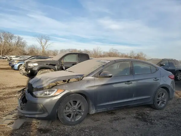 5NPD84LF5JH339925 2018 HYUNDAI ELANTRA - Image 1
