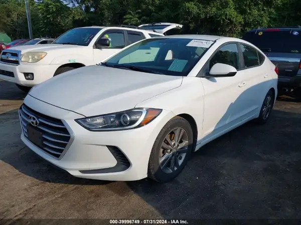 5NPD84LF5JH340251 2018 HYUNDAI ELANTRA - Image 2