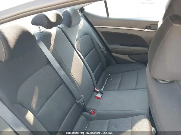 5NPD84LF5JH340251 2018 HYUNDAI ELANTRA - Image 8