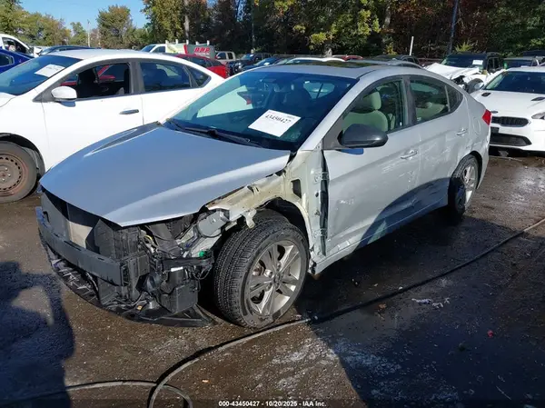 5NPD84LF5JH341559 2018 HYUNDAI ELANTRA - Image 2