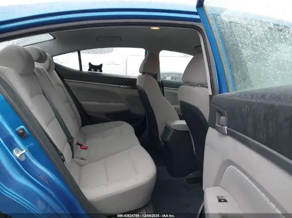 5NPD84LF5JH342856 2018 HYUNDAI ELANTRA - Image 8