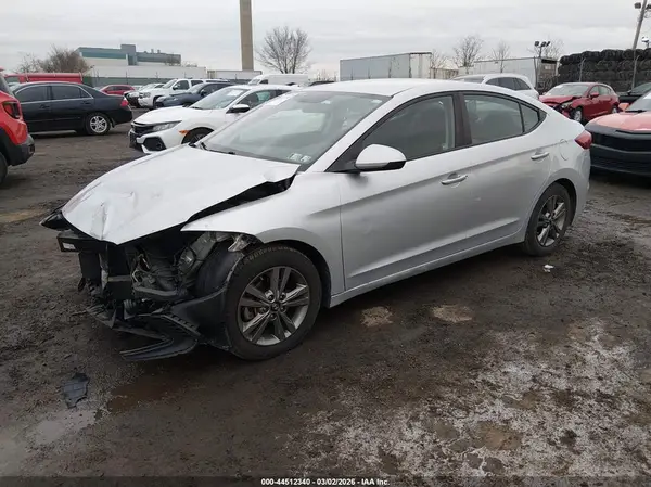 5NPD84LF5JH343389 2018 HYUNDAI ELANTRA - Image 2