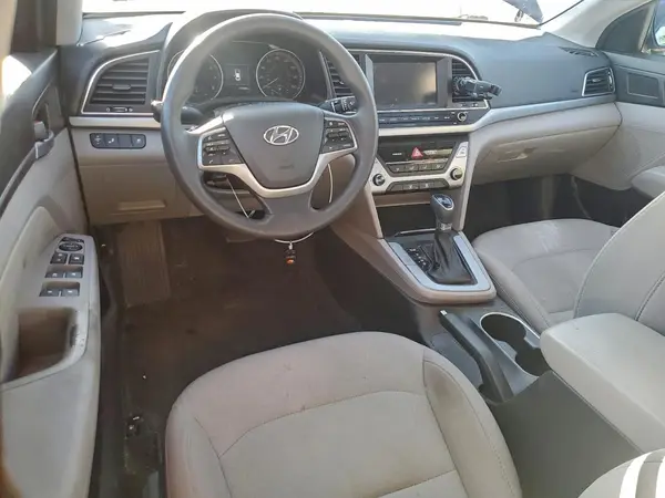 5NPD84LF5JH347555 2018 HYUNDAI ELANTRA - Image 8
