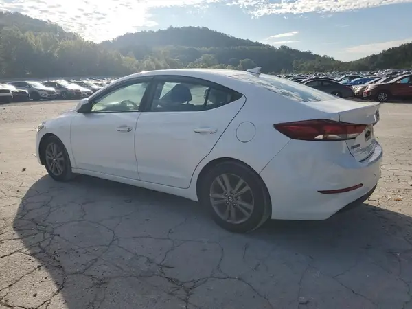 5NPD84LF5JH348365 2018 HYUNDAI ELANTRA - Image 2