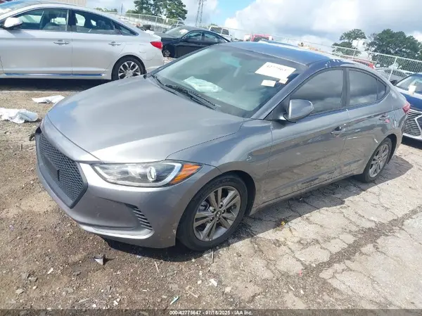 5NPD84LF5JH356479 2018 HYUNDAI ELANTRA - Image 2