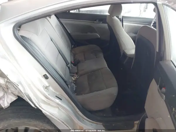 5NPD84LF5JH356675 2018 HYUNDAI ELANTRA - Image 8