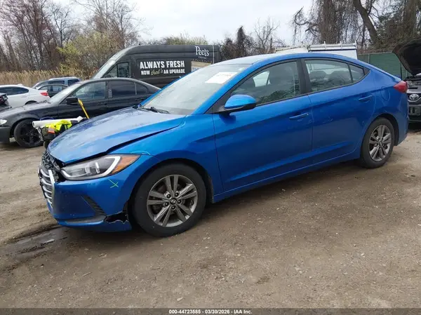 5NPD84LF5JH359298 2018 HYUNDAI ELANTRA - Image 2