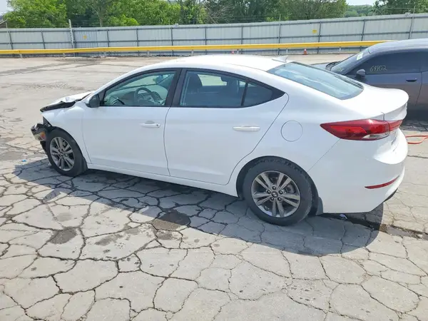 5NPD84LF5JH362377 2018 HYUNDAI ELANTRA - Image 2