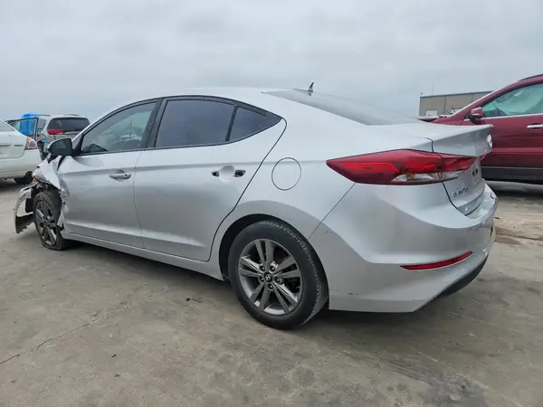 5NPD84LF5JH363416 2018 HYUNDAI ELANTRA - Image 2