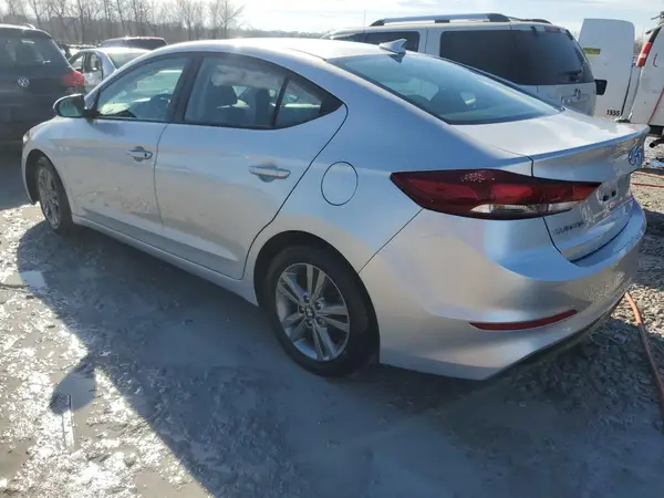 5NPD84LF5JH363836 2018 HYUNDAI ELANTRA - Image 2