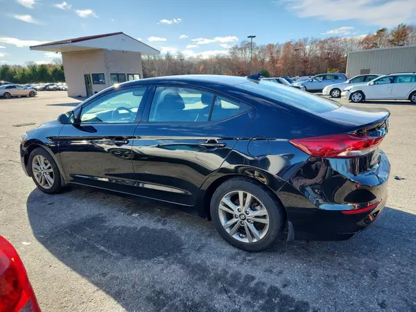 5NPD84LF5JH364422 2018 HYUNDAI ELANTRA - Image 2