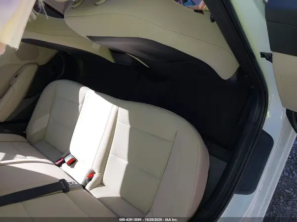 5NPD84LF5JH364968 2018 HYUNDAI ELANTRA - Image 8
