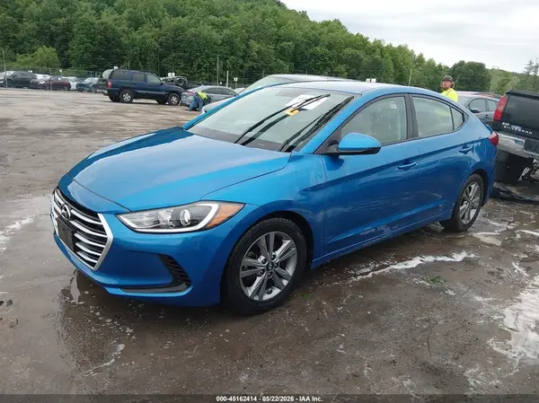 5NPD84LF5JH365070 2018 HYUNDAI ELANTRA - Image 2