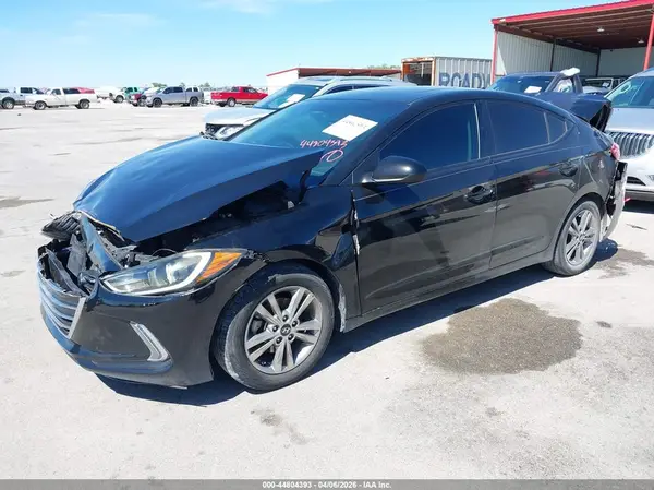 5NPD84LF5JH365151 2018 HYUNDAI ELANTRA - Image 2