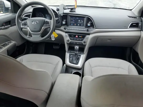 5NPD84LF5JH368258 2018 HYUNDAI ELANTRA - Image 8