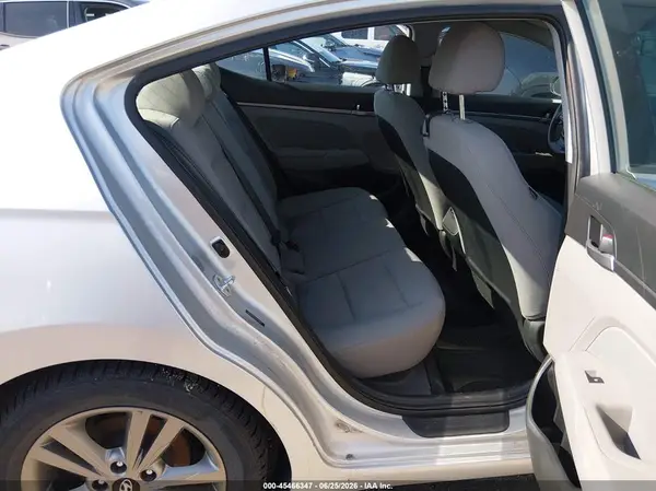 5NPD84LF5JH368826 2018 HYUNDAI ELANTRA - Image 8