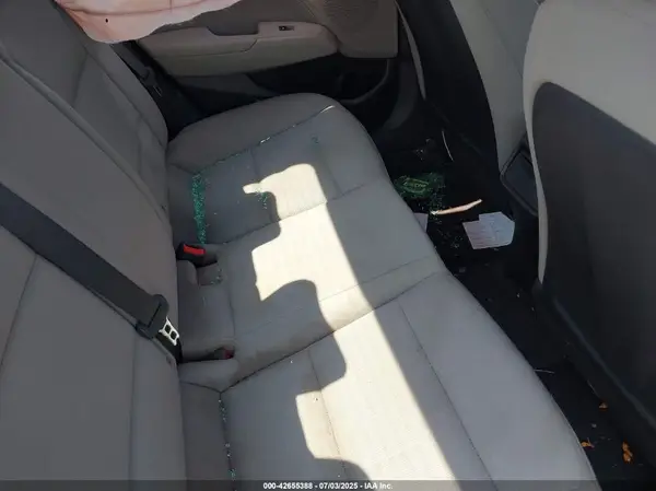 5NPD84LF5JH370690 2018 HYUNDAI ELANTRA - Image 8
