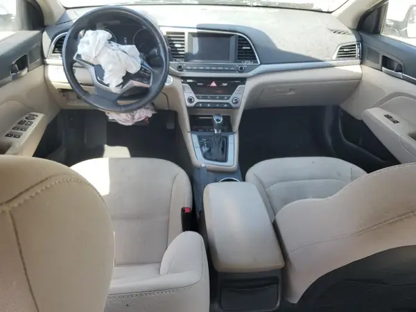 5NPD84LF5JH370768 2018 HYUNDAI ELANTRA - Image 8