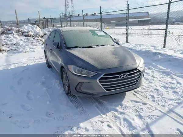 5NPD84LF5JH370902 2018 HYUNDAI ELANTRA - Image 1