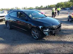 5NPD84LF5JH374044 2018 HYUNDAI ELANTRA